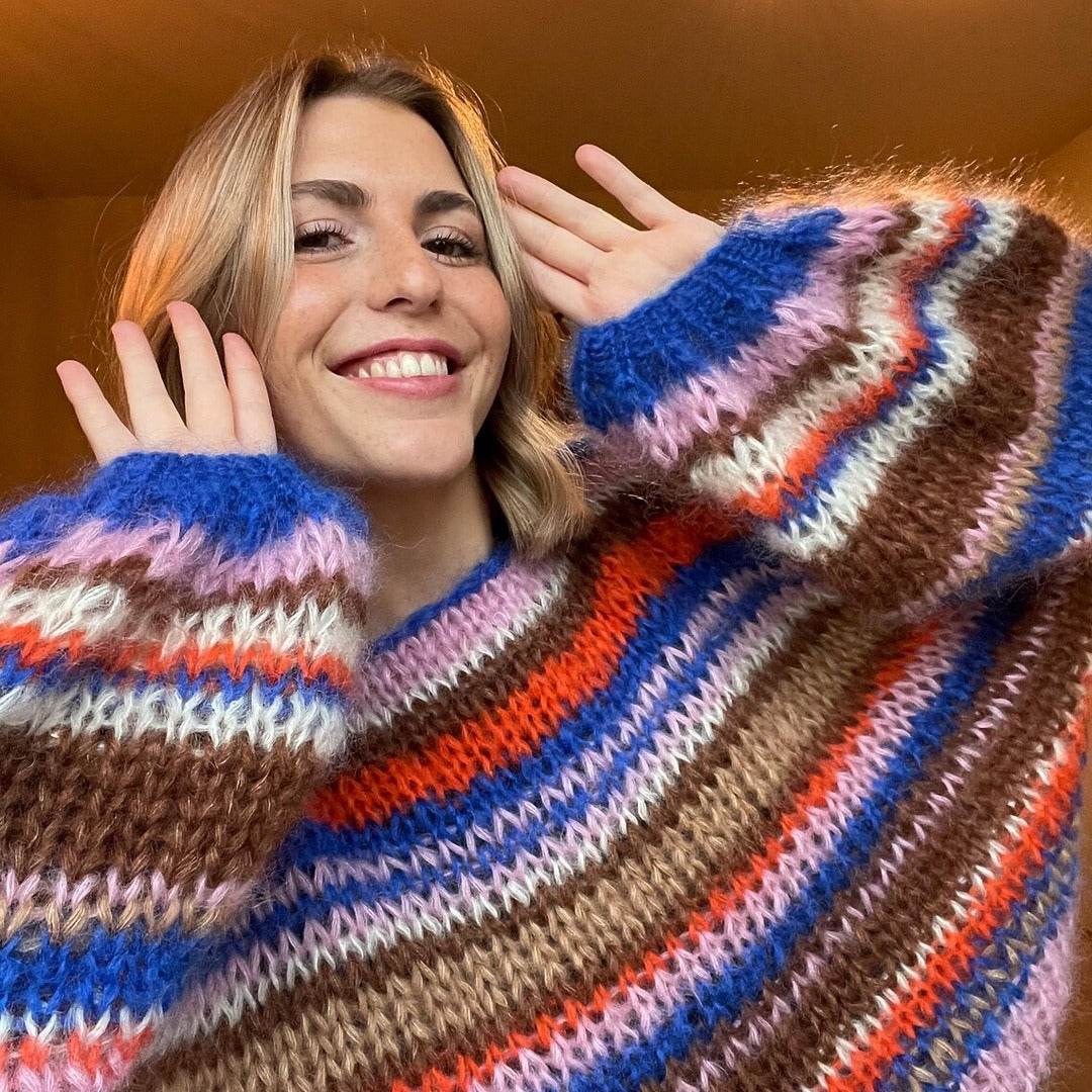 Pattern: Colorfully sweater